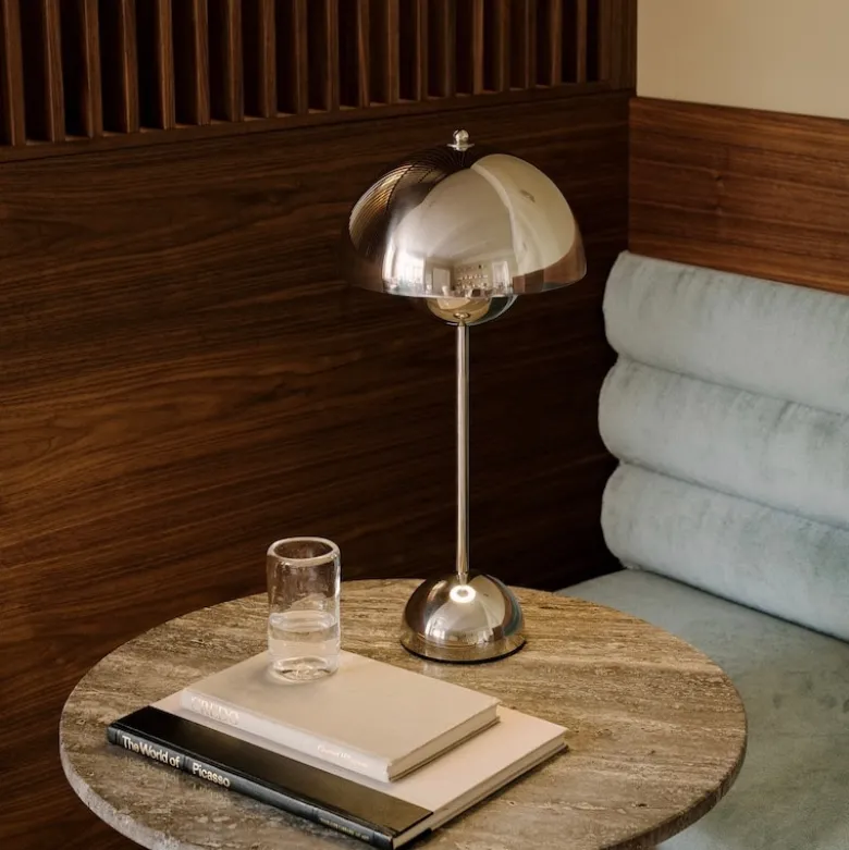Flowerpot VP3 bordslampa Brass-Plated