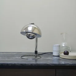 Flowerpot VP4 bordslampa Chrome-Plated
