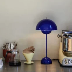 Flowerpot VP3 bordslampa Cobalt Blue