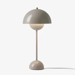 FlowerPot VP3 Bordslampa greybeige