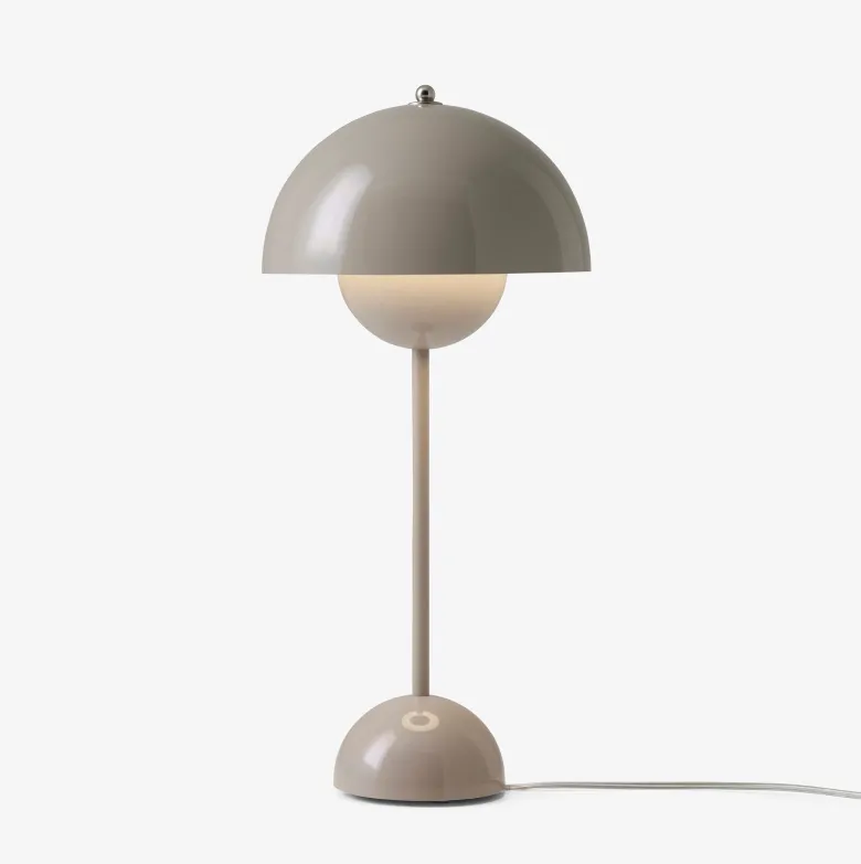FlowerPot VP3 Bordslampa greybeige