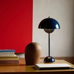 Flowerpot VP3 Bordslampa Steel Blue