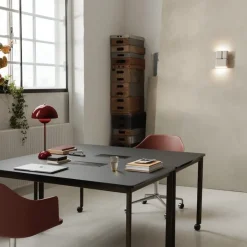 Flowerpot VP3 bordslampa Vermilion Red