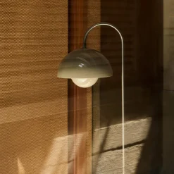Flowerpot VP12 golvlampa greybeige