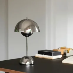Flowerpot VP9 portabel bordslampa Chrome Plated