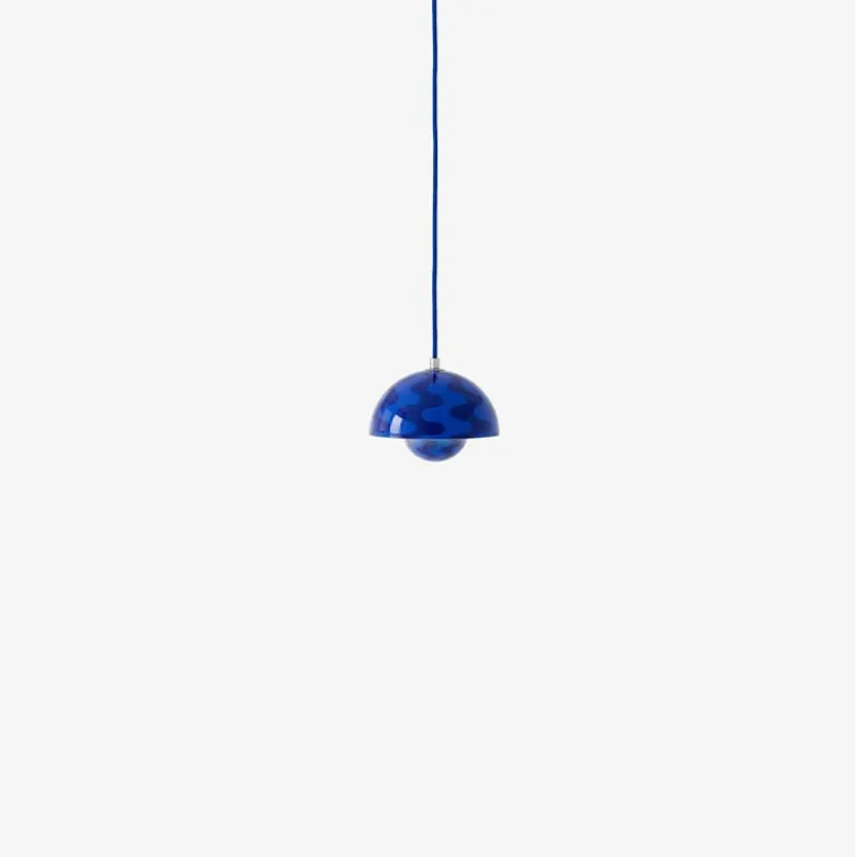 Flowerpot VP10 taklampa cobalt blue & blue pattern