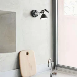 Fortebraccio D33 Vägglampa Svart