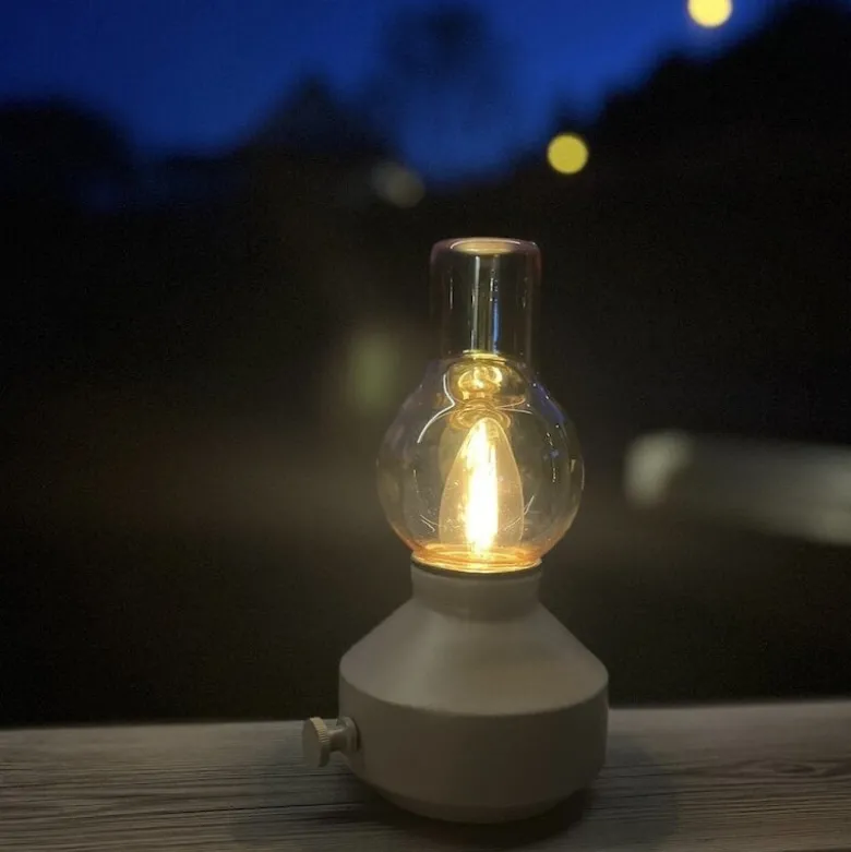 Glimt Uppladdningsbar bordslampa IP44 sand/amber