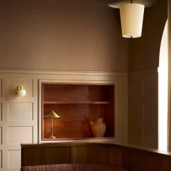 Governor 250 bordslampa mässing/valnöt