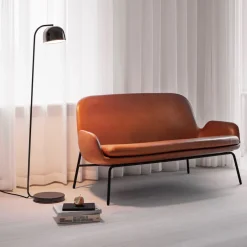 Grant golvlampa svart