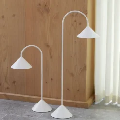 Grasp H47 portabel bordslampa matt white