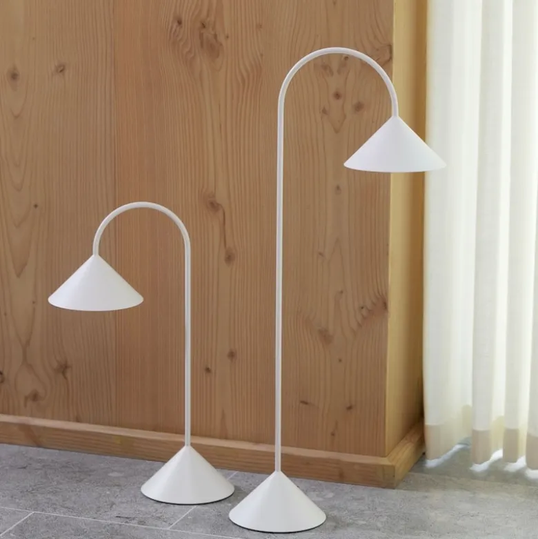 Grasp H47 portabel bordslampa matt white