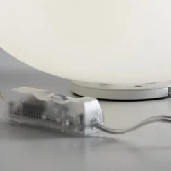 Gregg grande bordslampa vit med dimmer