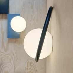 Hula Hoop vägglampa med sladd Ninja Black