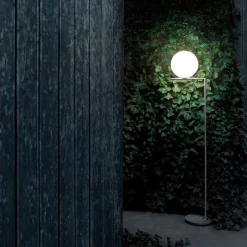 IC Lights F2 outdoor golvlampa matt svart/matt svart lava marmor
