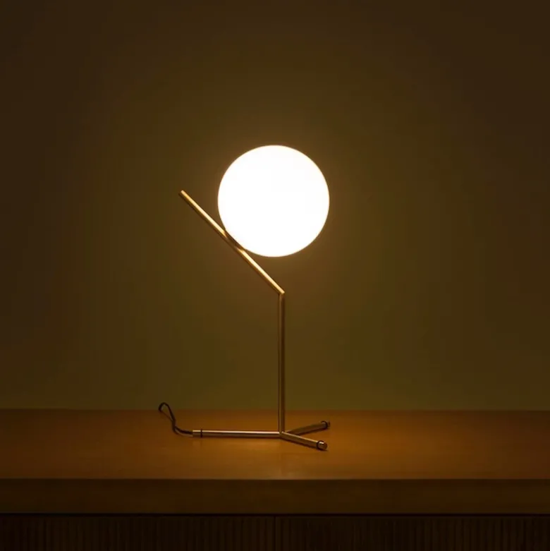 IC Lights T1 High bordslampa borstad mässing