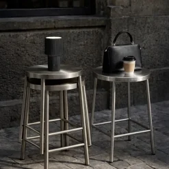 Iluma portabel bordslampa jet black