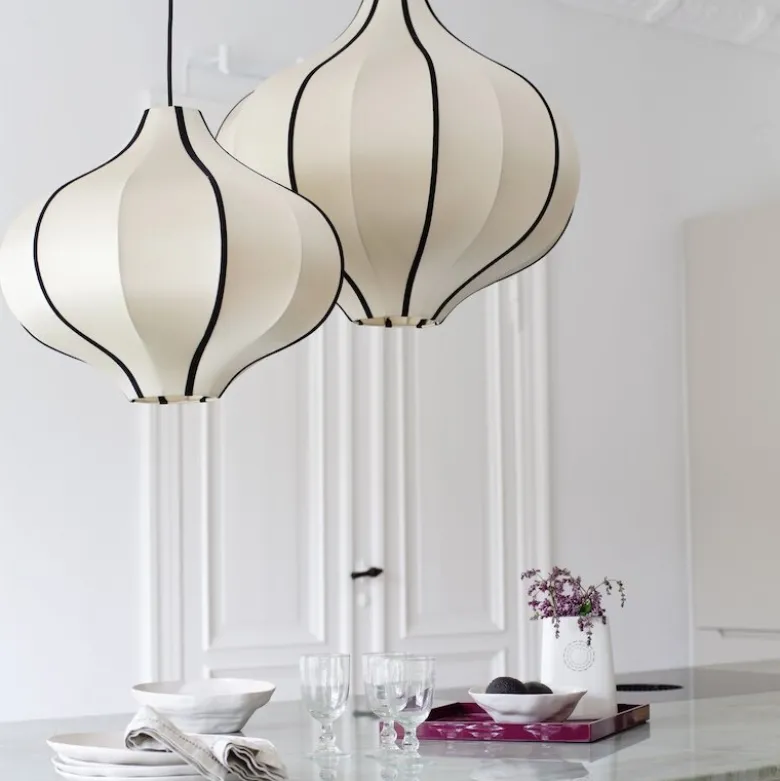 Indochina Onion L lampskärm Kit whit black ribbon