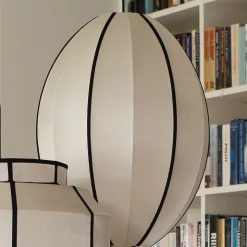 Indochina Oval S lampskärm kit whit black ribbon