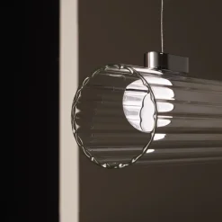 Io 1000 taklampa polerad krom