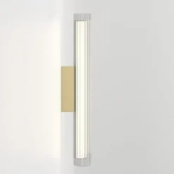 Io 665 vägglampa IP44 matt guld