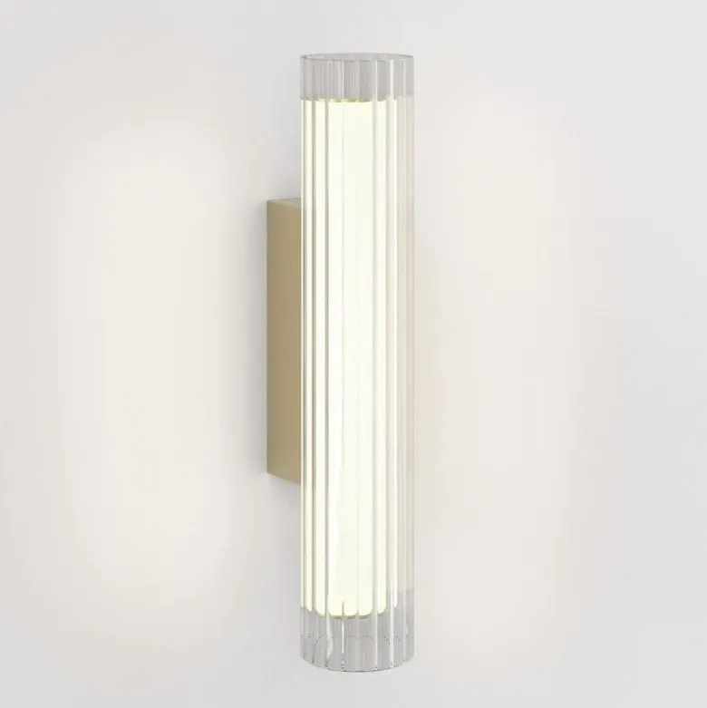 Io 420 vägglampa IP44 matt guld