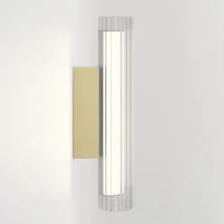 Io 420 vägglampa IP44 matt guld