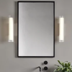 Io 420 vägglampa IP44 matt guld
