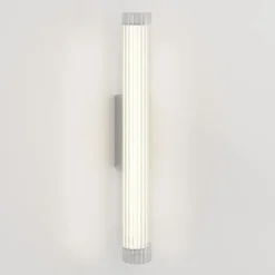 Io 665 vägglampa IP44 polerad krom