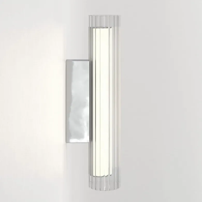 Io 420 vägglampa IP44 polerad krom