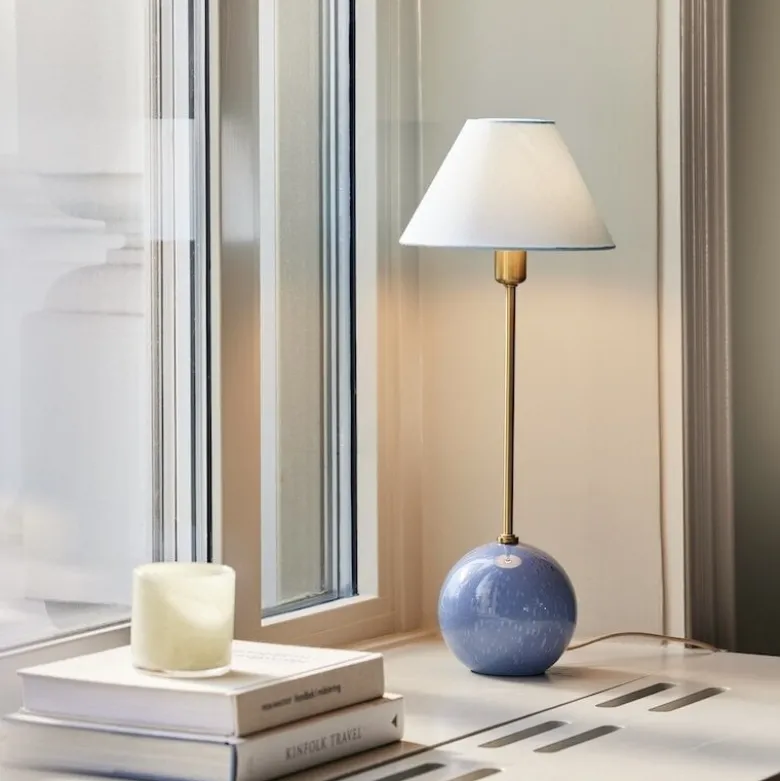 Iris 20 bordslampa duvblå
