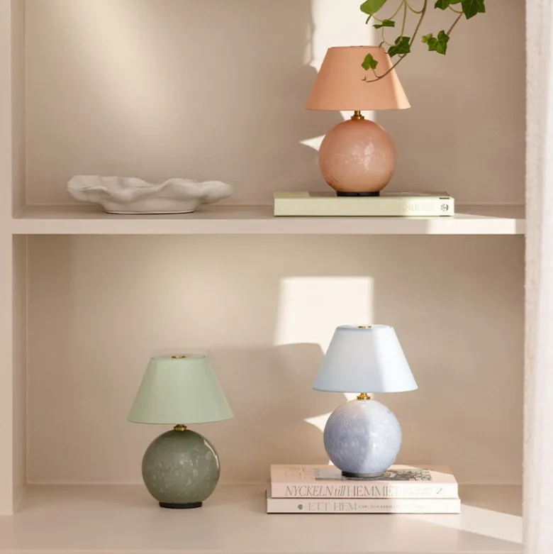Iris 16 portabel bordslampa duvblå