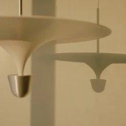 Kantarell Ø60 taklampa nickelpläterad/vit
