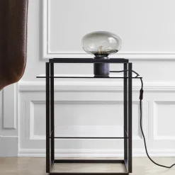 Karl-Johan Bordslampa svart marmor, rökt glas