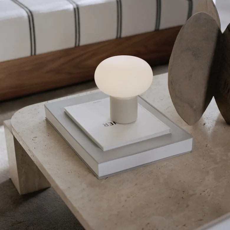 Karl-Johan Portable bordslampa Light Grey