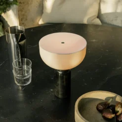 Kizu portable bordslampa Black Marble