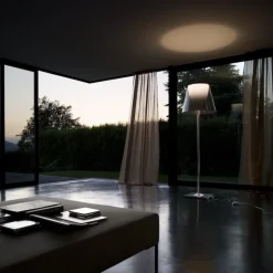 Ktribe F3 golvlampa fumée