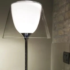 Ktribe T1 glas bordslampa transparent