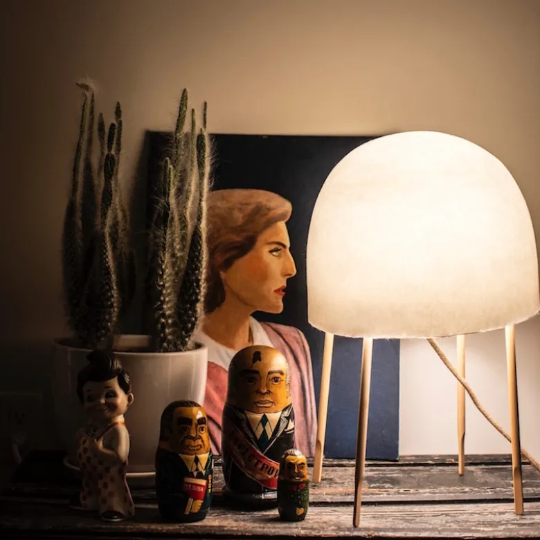 Kurage bordslampa vit