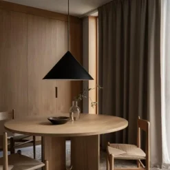 Kuro 65 taklampa svart