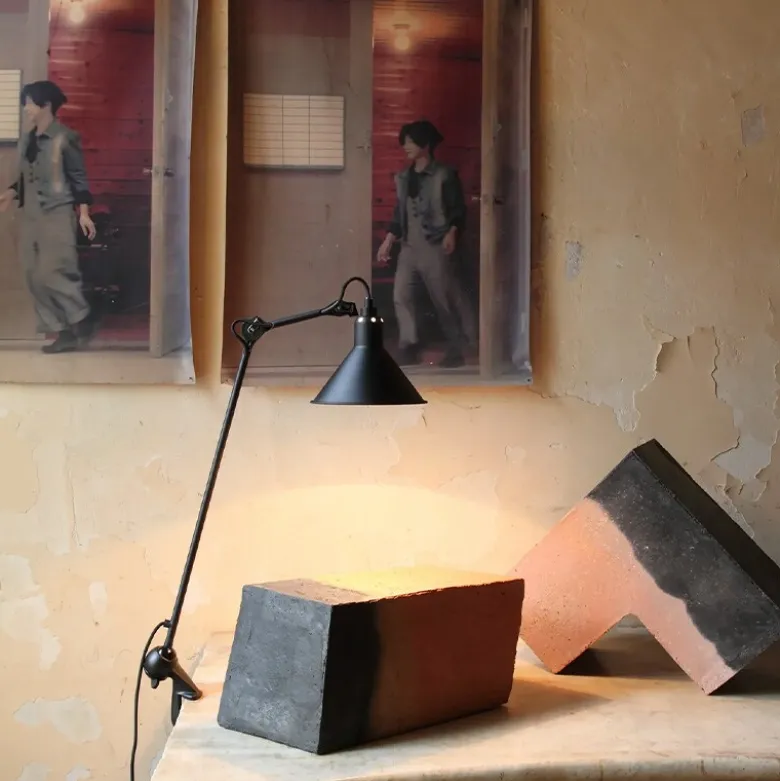 Lampe Gras N°201 bordslampa conic svart