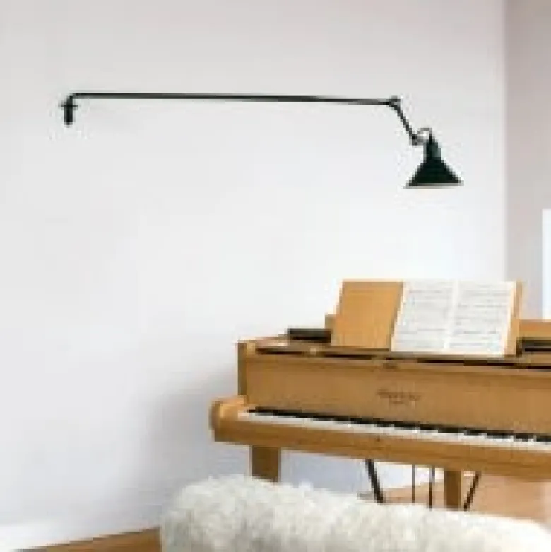 Lampe Gras N°213 vägglampa conic svart