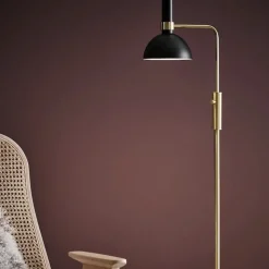 Larry golvlampa svart/borstad mässing