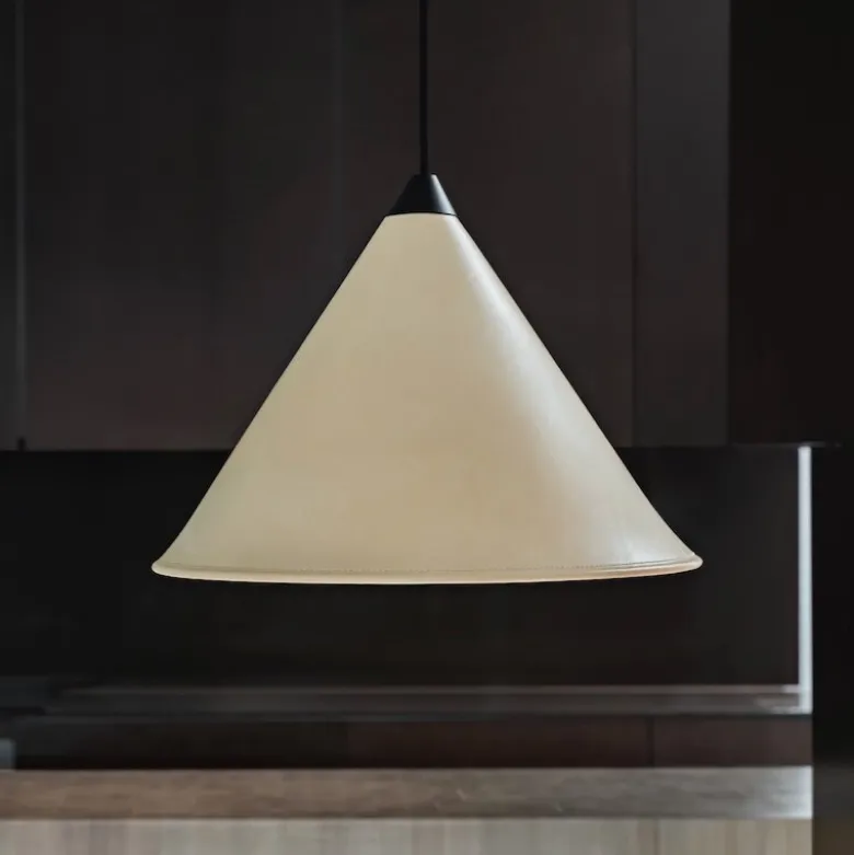 Leather Cone Namibia Ø35 taklampa crude nature