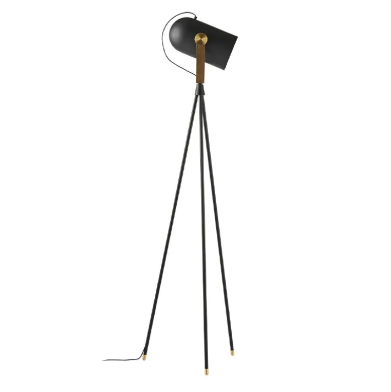 Le Klint 362 Carronade II golvlampa svart/rökt ek/mässing