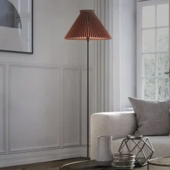 Le Klint 334H golvlampa svart/chokolate