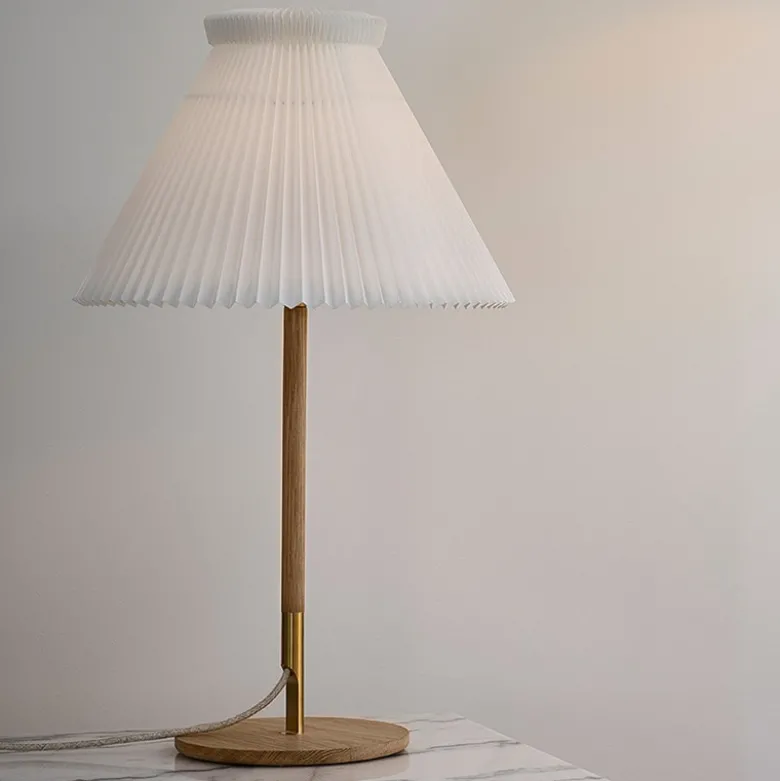 Le Klint 328 LK 80 Bordslampa ljus ek