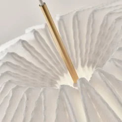 Le Klint 164 round S softly pleated mässing