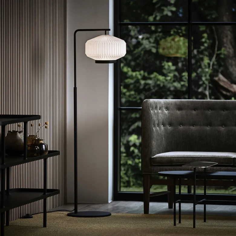 Le Klint 386 Shibui Golvlampa