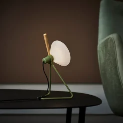 Le Klint 356 Spot tak-/vägglampa olivgrön/ek